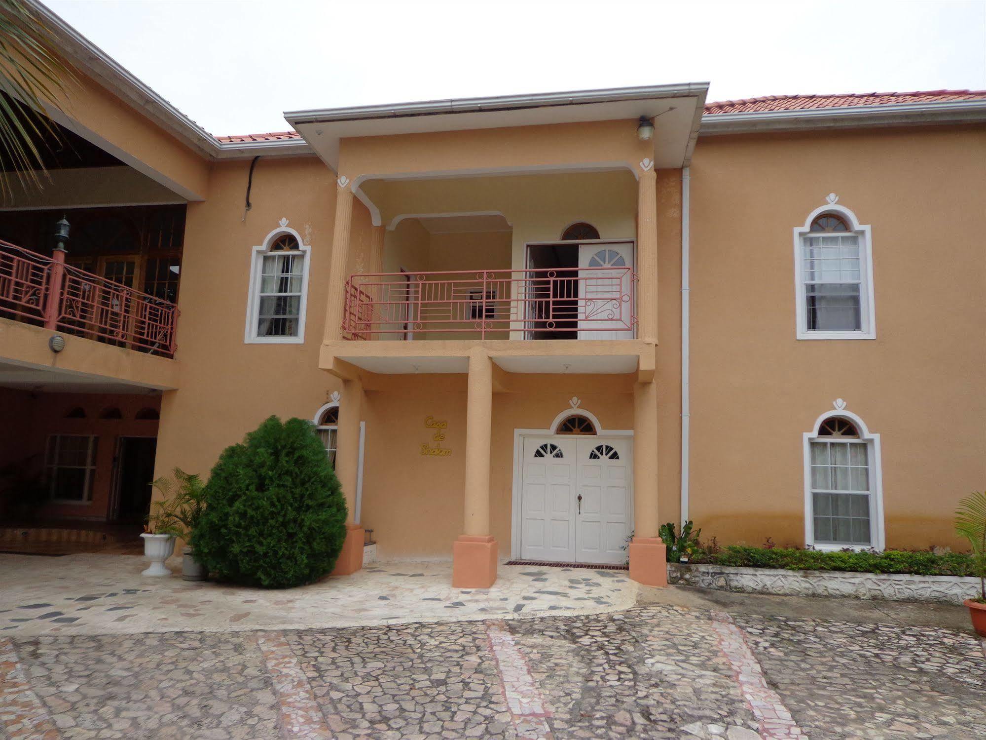 Casa De Shalom Hotel Ocho Rios Exterior photo